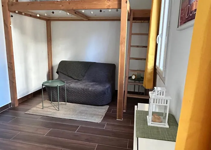 Agreable Studio Renove Avec Place De Parking